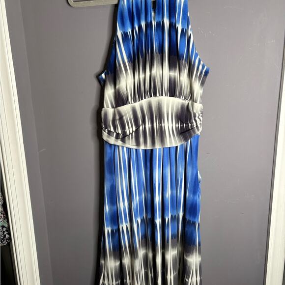 Maggy London Blue and Gray Sleeveless Halter Dress With Pockets Size 6 - Picture 5 of 6